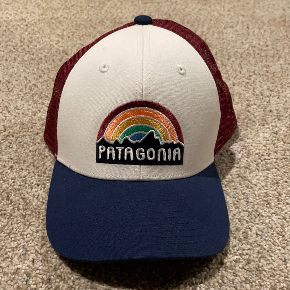 Patagonia kids trucker hat